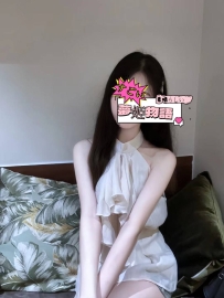 📚【 つむぎ (25歳）】静けさに色気が滲む文系女子