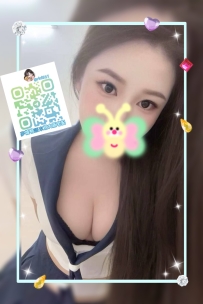 真乃西 #27歳  📏 身長：160cm ｜ ⚖️ 体重：48kg ｜ 💋 バスト：Dカップ