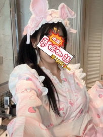 ✨ 小動物系のあどけなさ、Bカップのロリ可愛ガール
