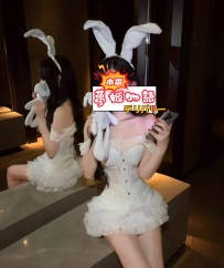 【あやの（23歳）】165cm・Cカップ・ウサギガール🐰